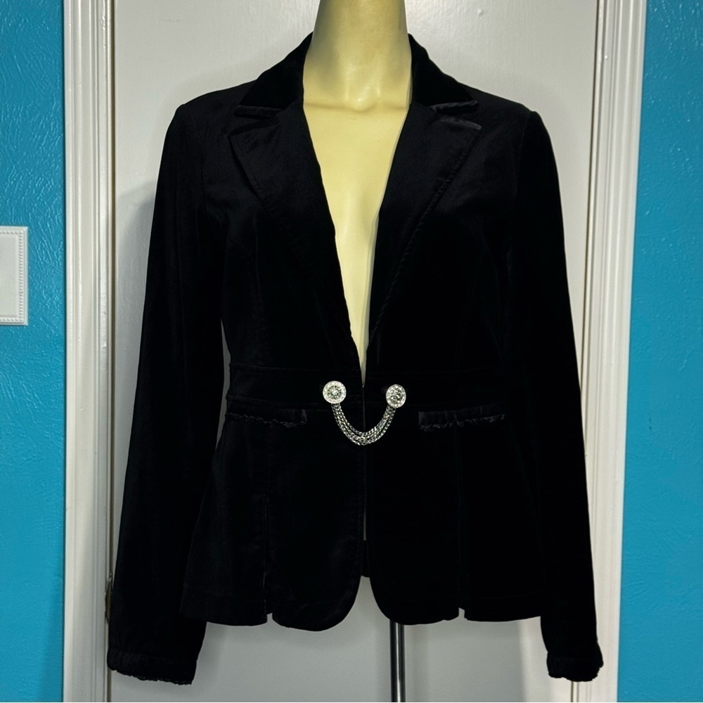 White House Black Market Black Velvet Blazer Rhinestones Chain Accent Size 4 EuC